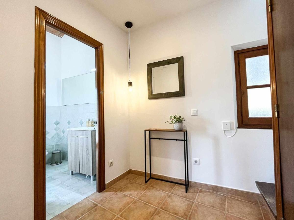 Romantic Duplex With Terrace And Great Views Girona Exterior foto